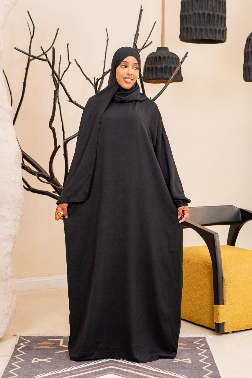 Prayer gown in black