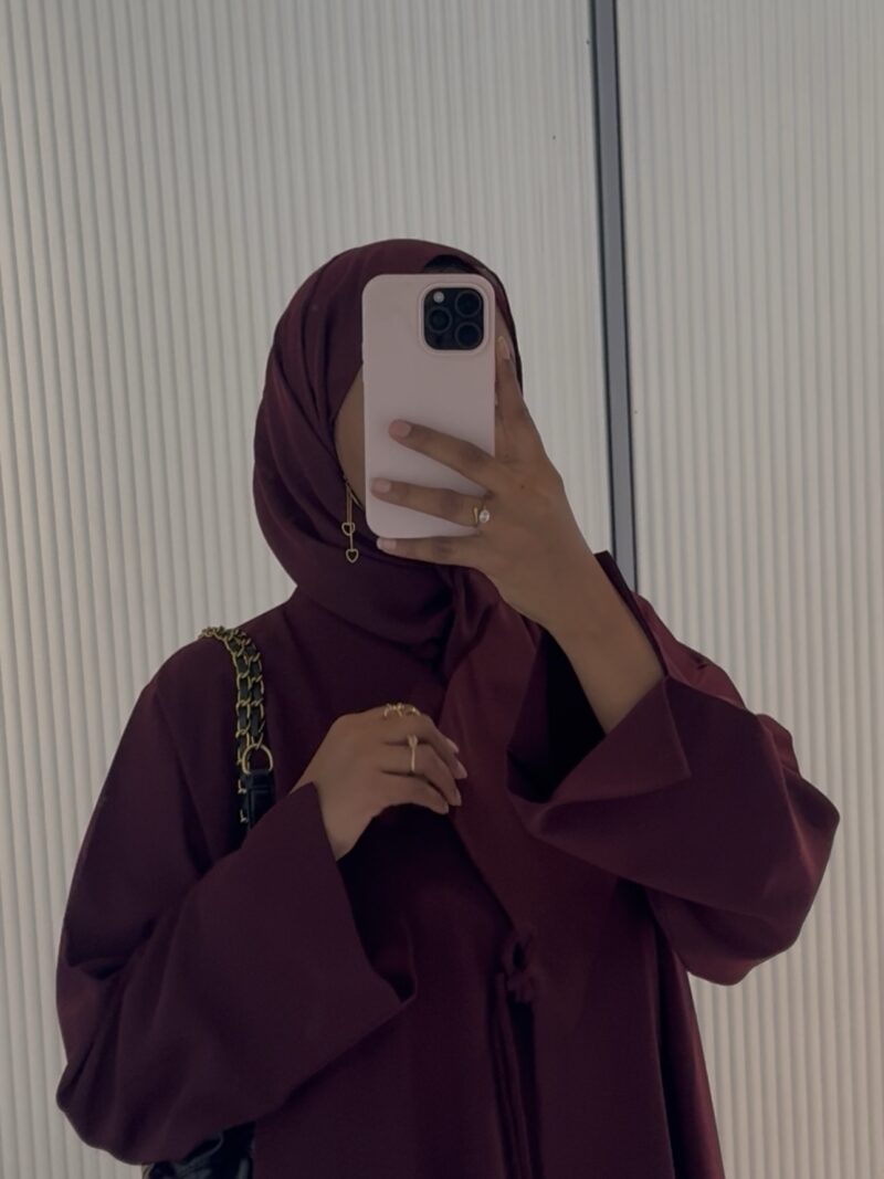 Lana burgundy abaya